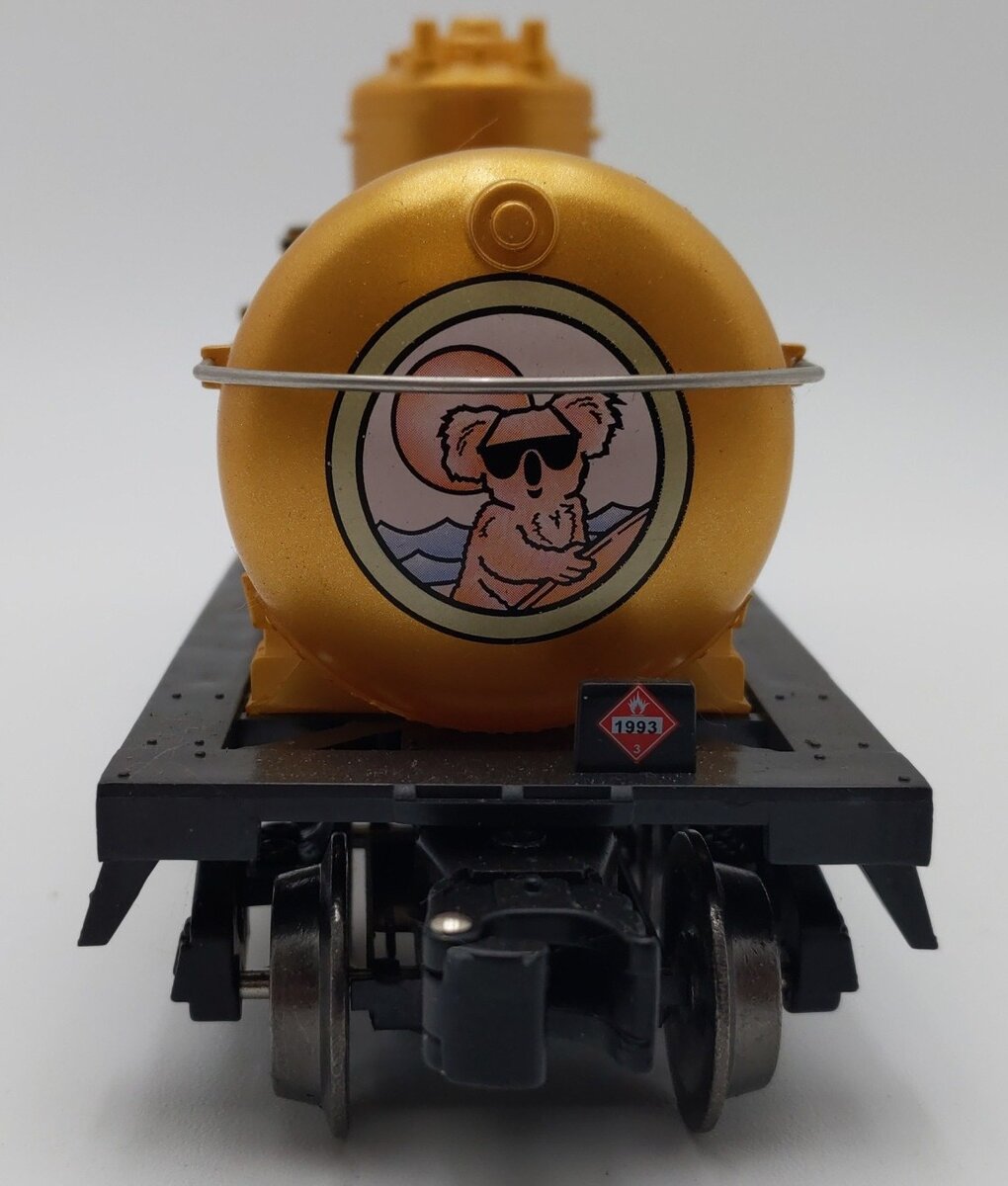 Menards 279-4322 O Gauge Australian Gold Single Dome Tank Car #3309 EX