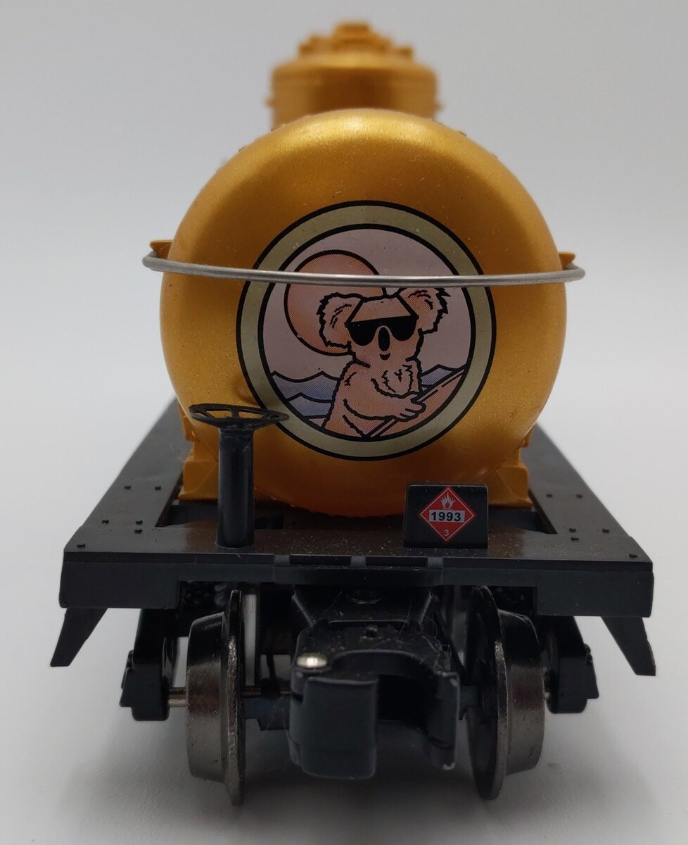 Menards 279-4322 O Gauge Australian Gold Single Dome Tank Car #3309 EX