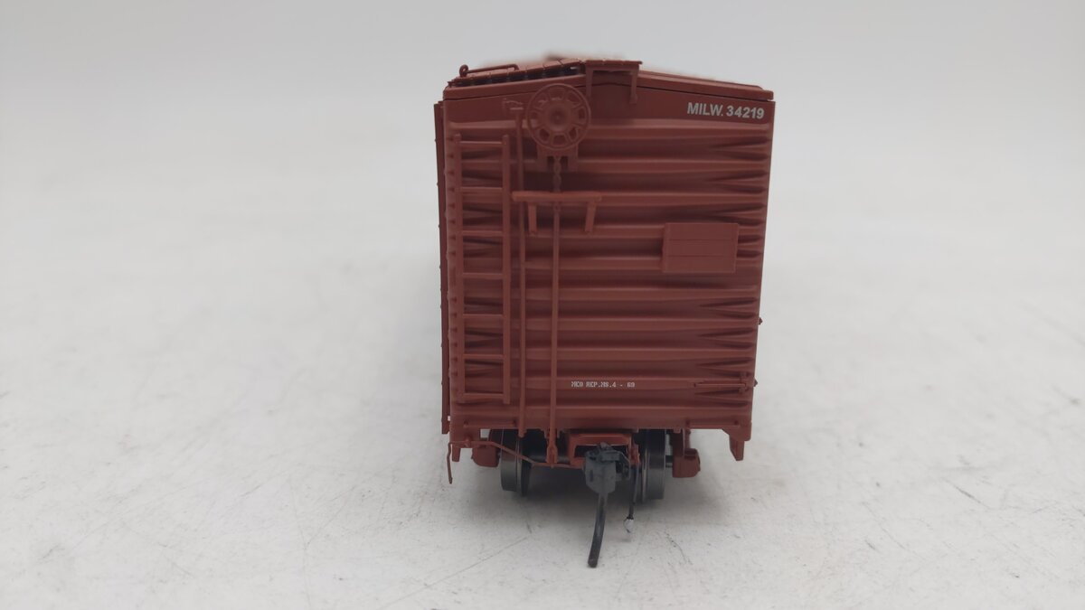 ExactRail EPS-90003-7 HO Scale Milwaukee Road Ribside Box Car #34219 EX/Box