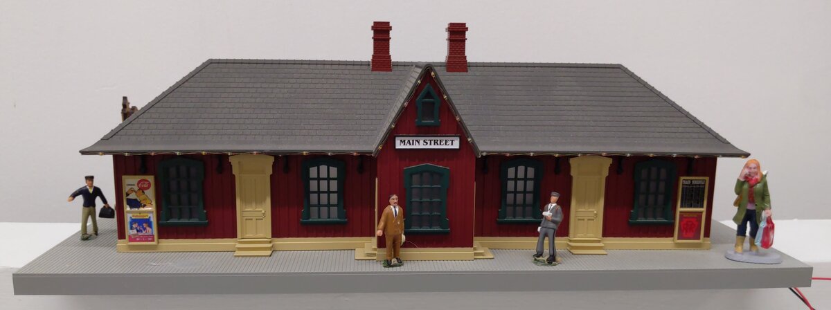 MTH 30-90081 O Main Street Country Passenger Station EX