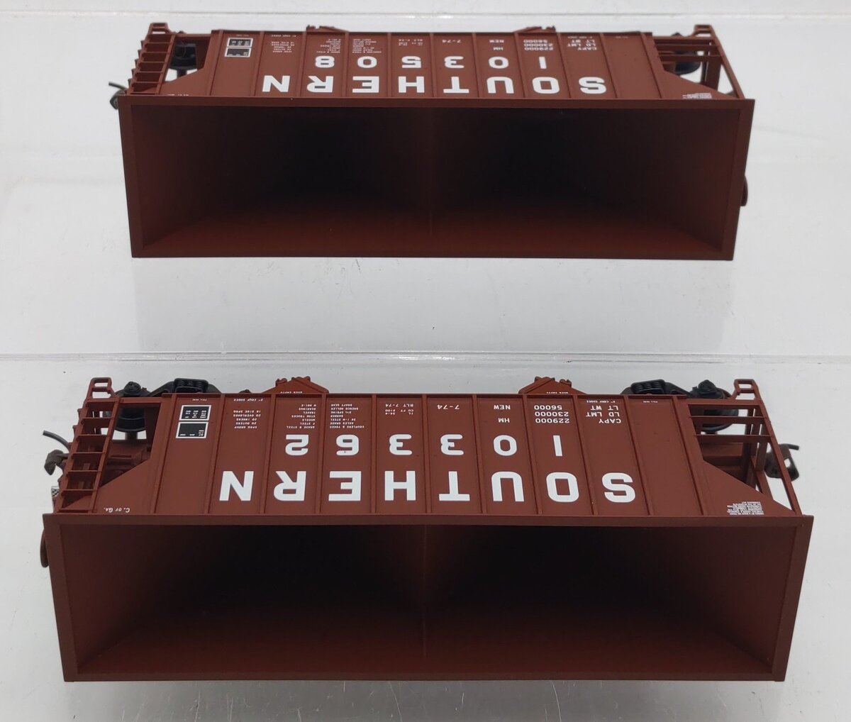 Walthers 932-27405 HO Scale Southern Greenville 100 Ton Twin Hoppers (2-Pack) LN/Box