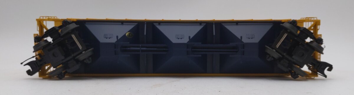 MTH 20-97384 O Chessie PS-2CD High-Side Hopper Car #4682 EX