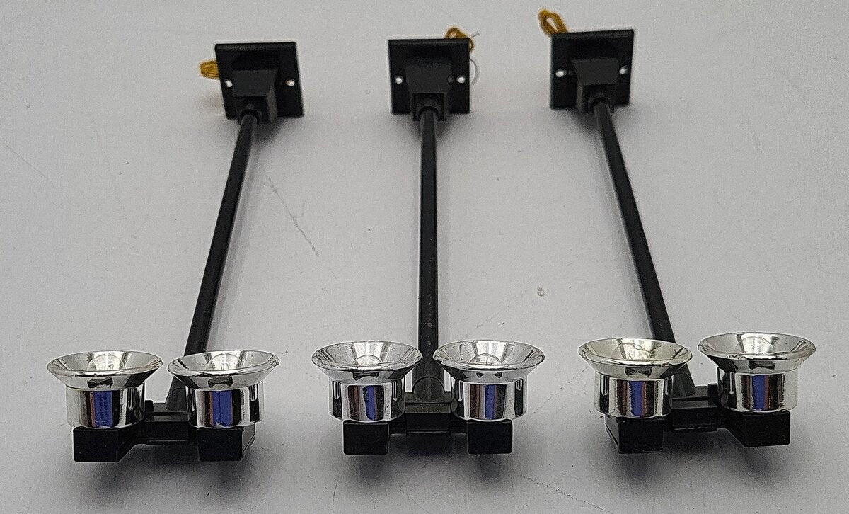 Lionel 6-12927 O Dual Illuminated #65 Yard Lights (Set of 3) EX