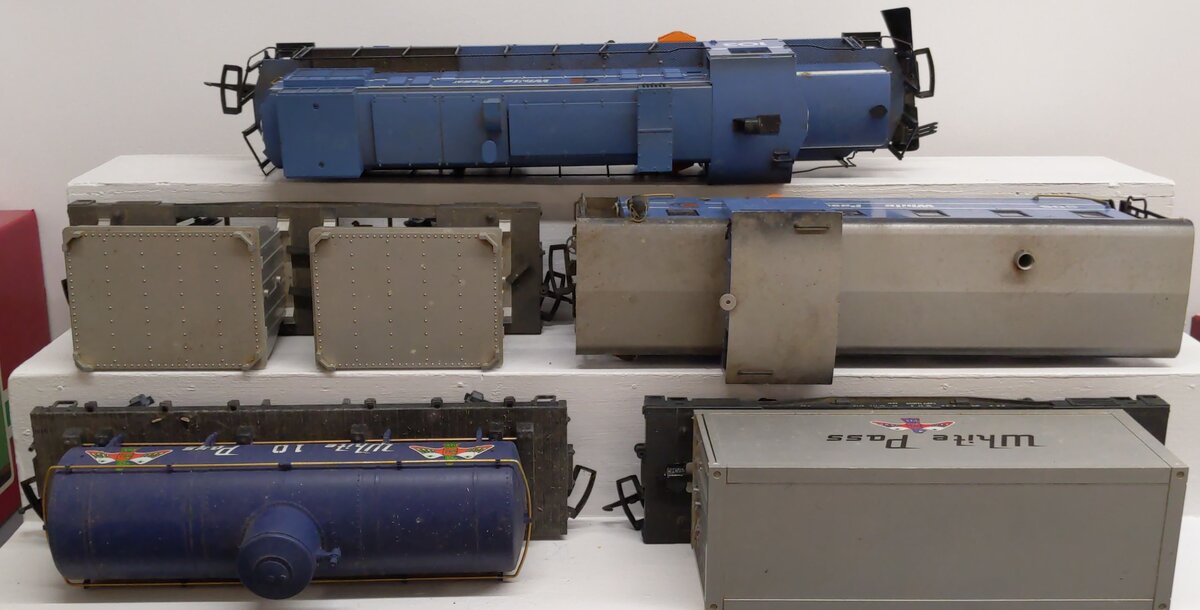 LGB 72855 G Gauge Yukon Express Super Set EX/Box