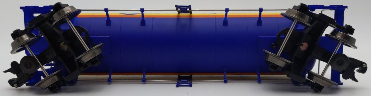 Menards 275-9103 O Gauge Chesapeake & Ohio Tank Car #3730 EX