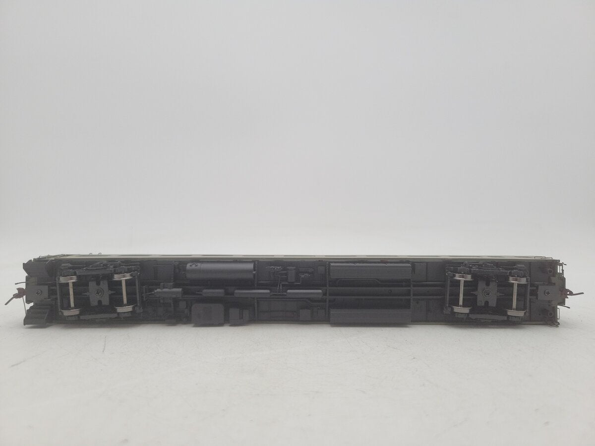 Rapido Trains 100013 HO Canadian National Railways Lightweight Coach #5470 EX