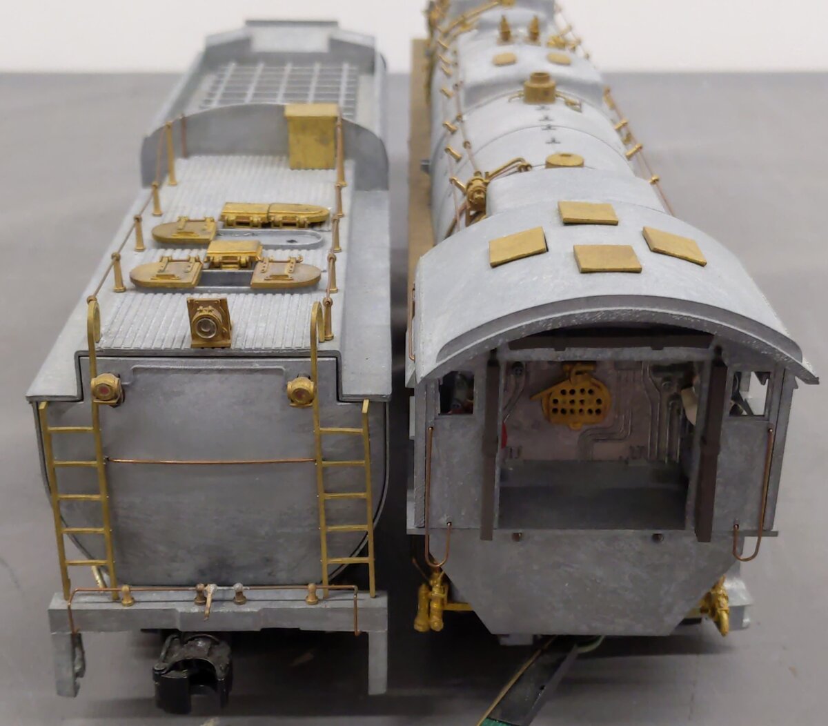 MTH 20-3273-1 O Gauge 4-6-6-4 Z-6 Challenger Steam Locomotive Prototype w/PS2.0 VG