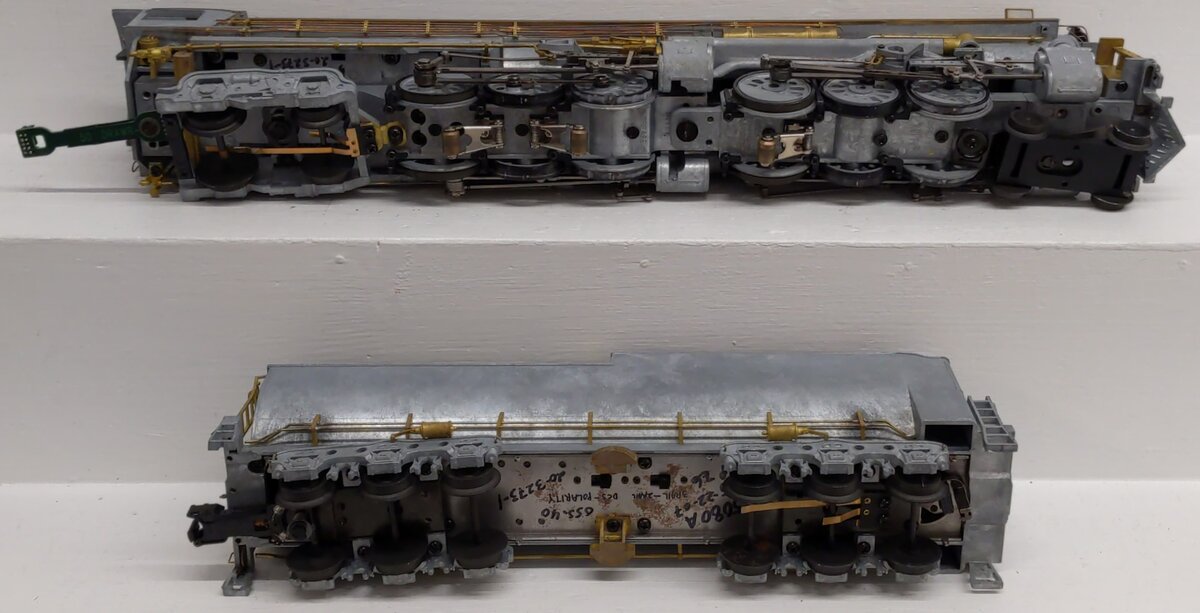 MTH 20-3273-1 O Gauge 4-6-6-4 Z-6 Challenger Steam Locomotive Prototype w/PS2.0 VG