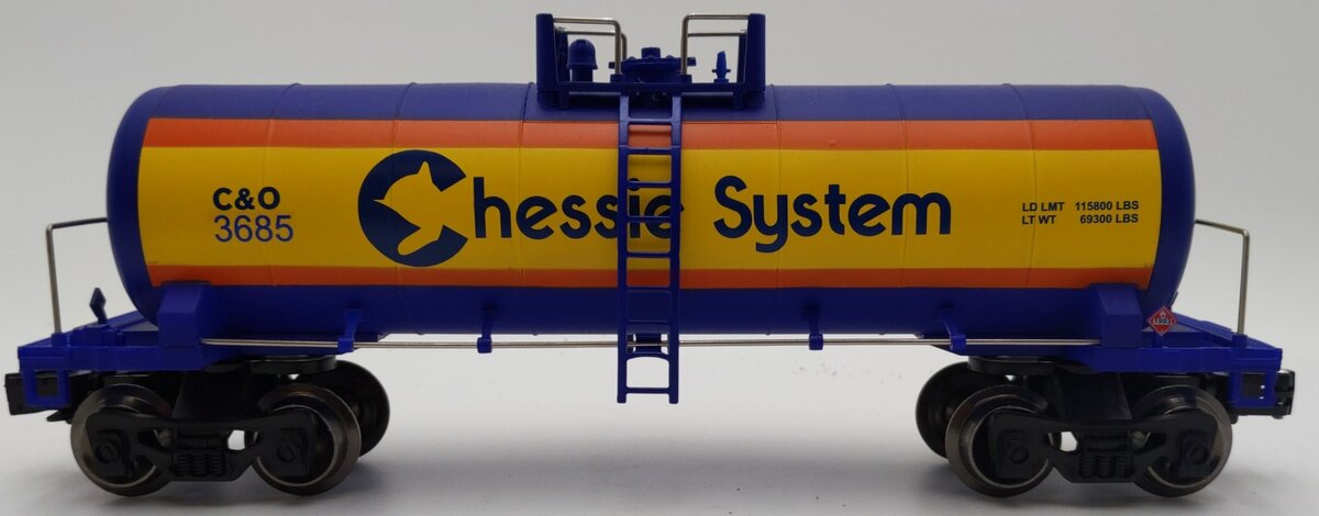 Menards 275-9103 O Gauge Chesapeake & Ohio Tank Car #3685 EX