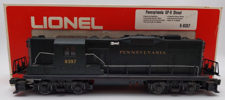 Lionel 6-8357 O Gauge Pennsylvania GP9 Diesel Locomotive #8357 VG/Box