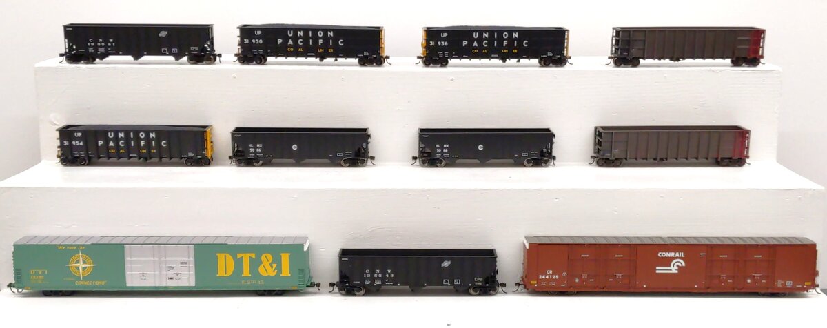 Bowser & Other HO Scale Assorted Freight Cars [11] VG