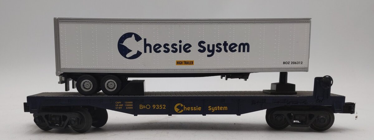 MTH 30-76463 O Chessie Flat Car w/ Trailer #9352 EX
