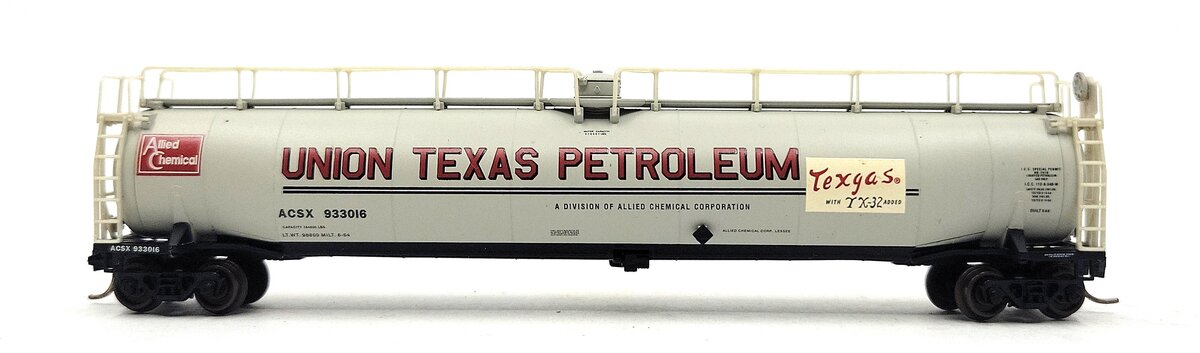 Atlas 37081 N Allied Chemical Union Texas Petroleum Tank Car #933016 EX/Box