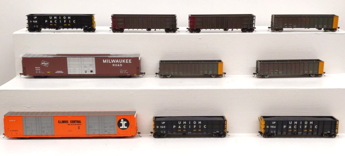 Walthers & Other HO Scale Assorted Freight Cars [10] VG