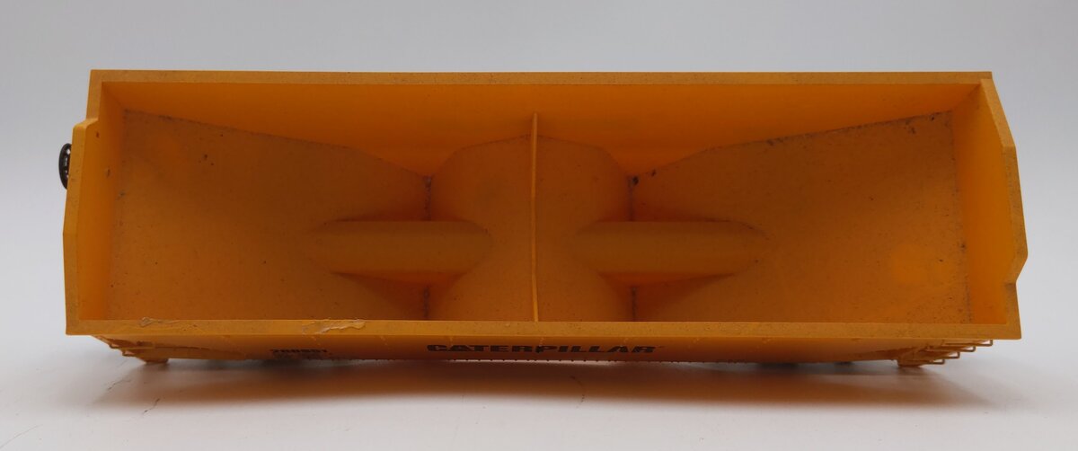 MTH 30-75351 4-BAY HOPPER CAR CATERPILLAR #200951 VG