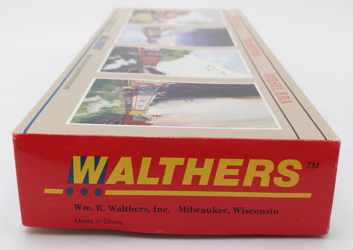 Walthers 932-6083 HO Scale MBTA 85' Horizon Commuter Cab EX/Box