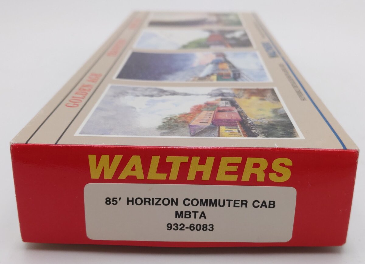 Walthers 932-6083 HO Scale MBTA 85' Horizon Commuter Cab EX/Box