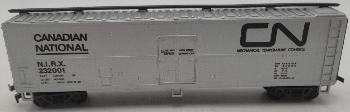 Model Power HO Scale Canadian National Boxcar #232001 EX/Box