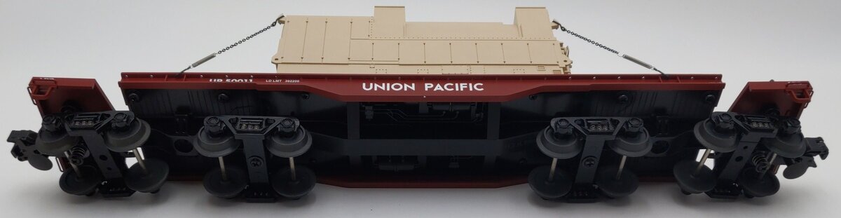 MTH 20-98353 Union Pacific 47' TTX Heavy Duty Flat Car w/Transformer #50011 EX