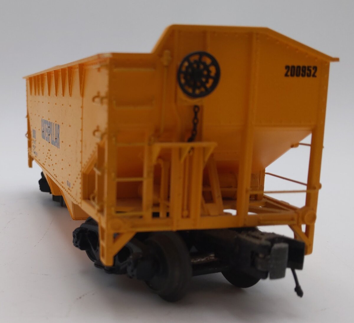 MTH 30-75352 Caterpillar Ore Car #200952 EX