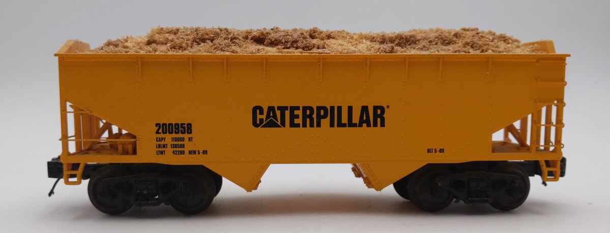 MTH 30-75352 Caterpillar Ore Car w/Ore Load #200958 VG