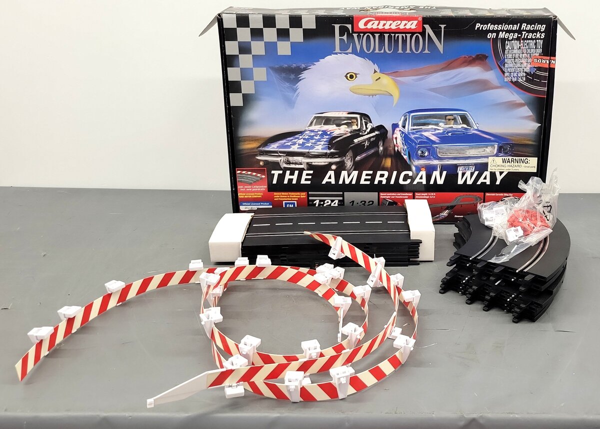 Carrera Evolution 25576 "American Way" Slot Cars EX/Box