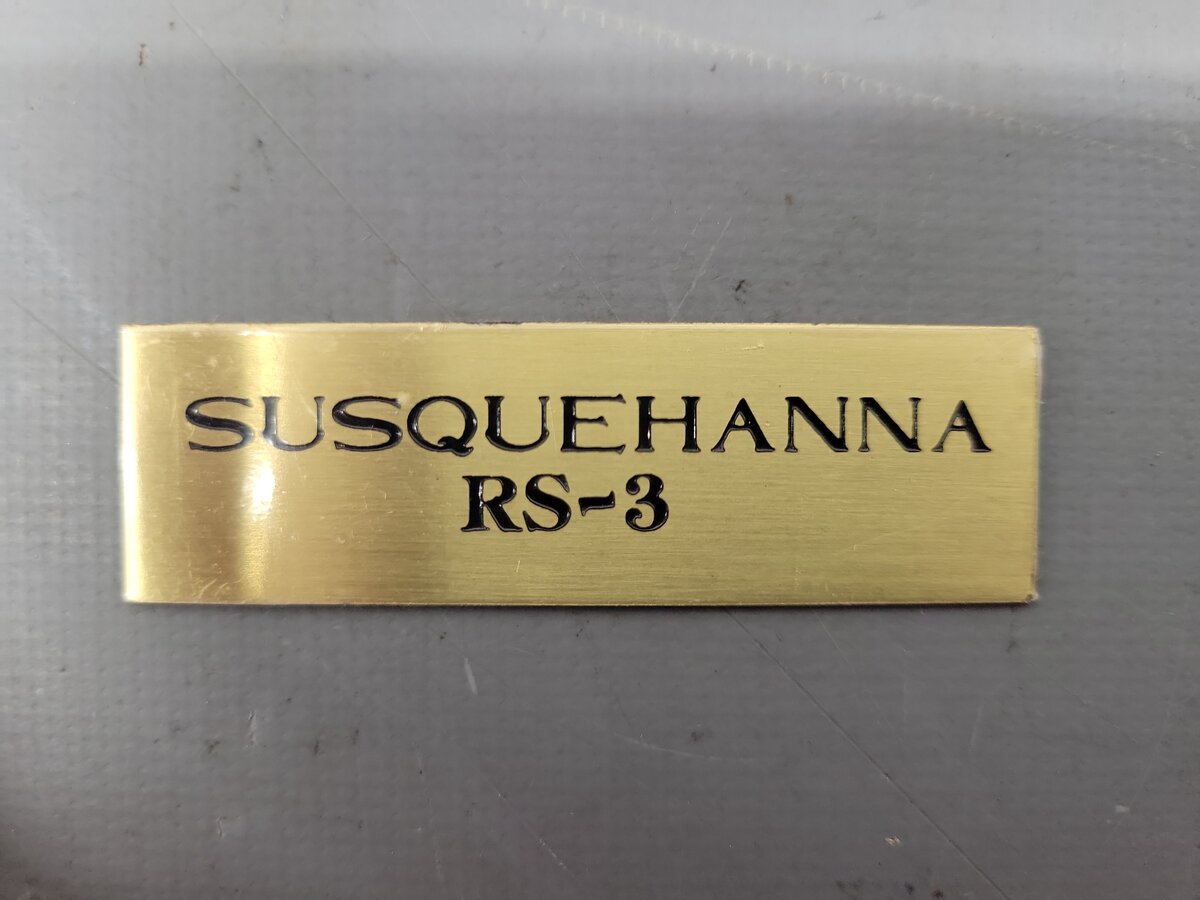 Lionel 6-18809 O Susquehanna RS-3 Diesel Locomotive W/Display Case #8809 LN/Box