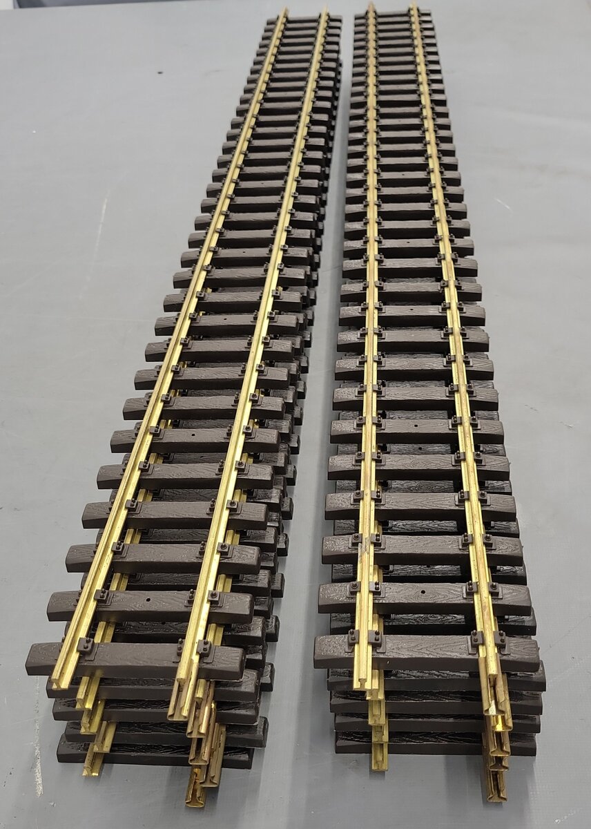 Aristo-Craft 11070 Euro Brass 3' Straight Track Sections (10) EX/Box