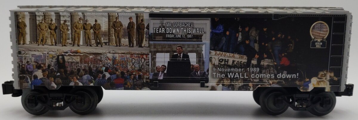 Lionel 2038080 O Berlin Wall MUSA Boxcar LN