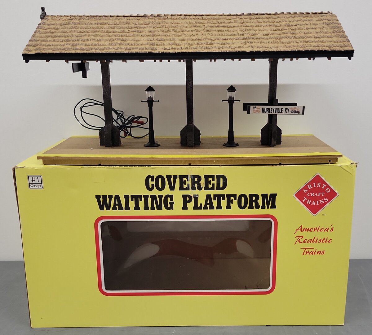 Aristo-Craft ART-7105 G Scale Covered Waiting Platform EX/Box