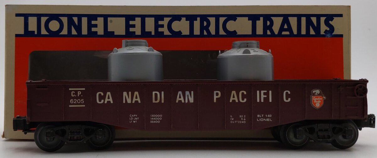 Lionel 6-6205 O Gauge Canadian Pacific Long Gondola with Canisters EX/Box