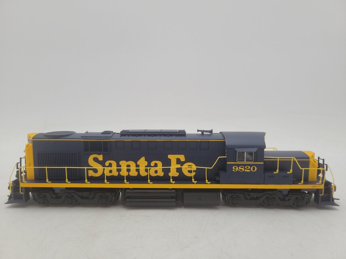 Broadway Limited 302 HO Santa Fe Alco RSD15 Diesel Locomotive #9820 EX/Box