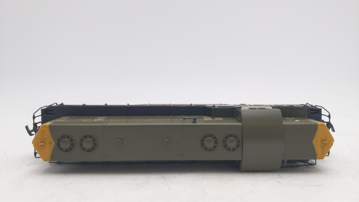 Atlas 8228 HO Scale Canadian National GP-7 Diesel Locomotive #1720 EX