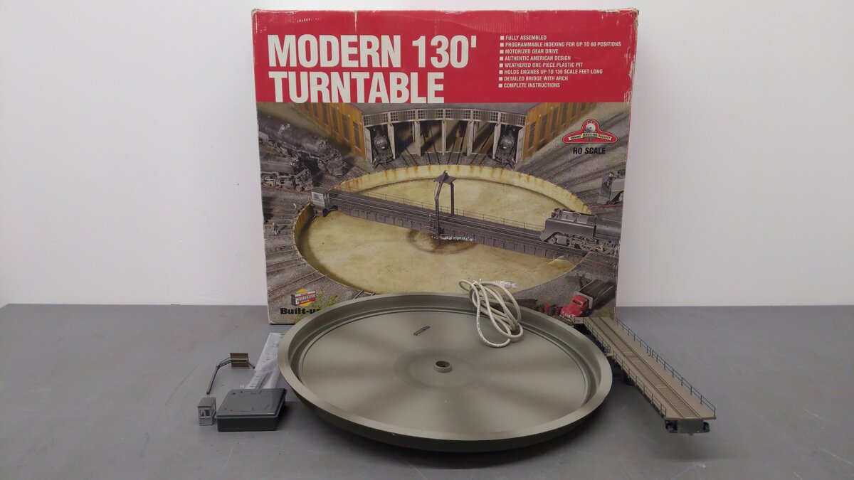 Walthers 933-2829 HO Scale Modern 130' Turntable Cornerstone Built-Up Series EX/Box