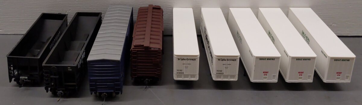HO Scale Freight Cars And Containers #125248,77234,95315,361506 [9] VG