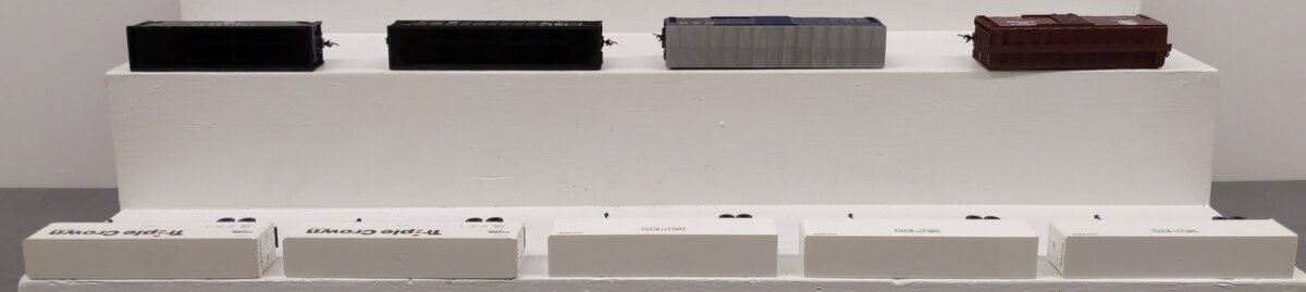 HO Scale Freight Cars And Containers #125248,77234,95315,361506 [9] VG