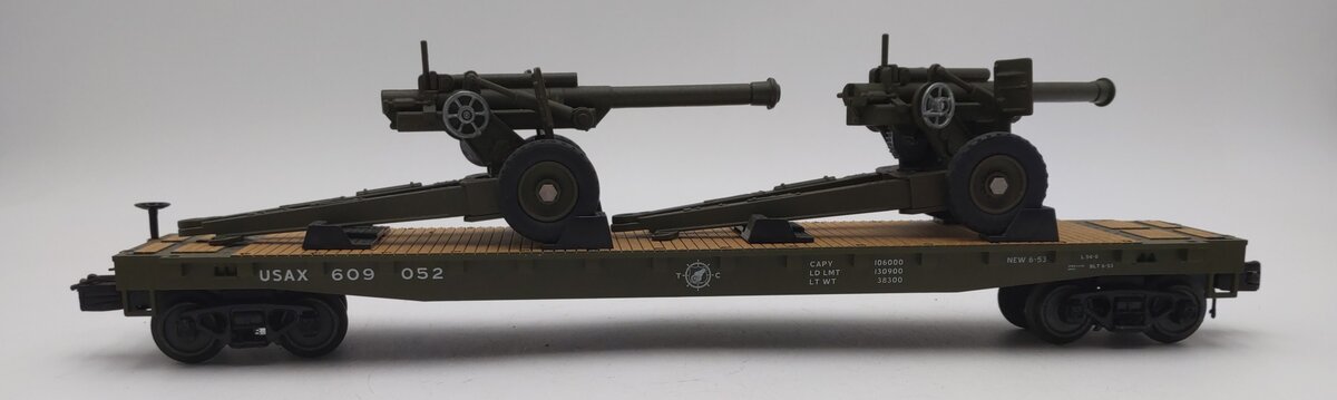 MTH 20-95347 O U.S. Army Flat Car with 105mm Howitzers #609052 EX