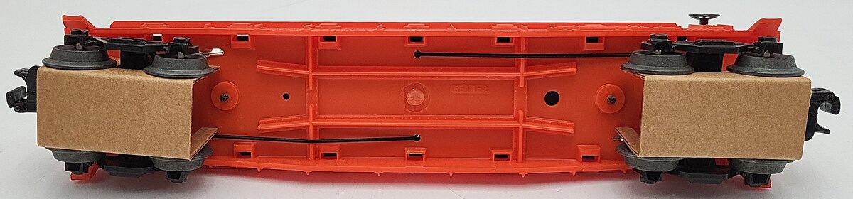 Lionel 6-16933 O Gauge Lionel Lines Flatcar with 2 Blue Automobiles LN/Box