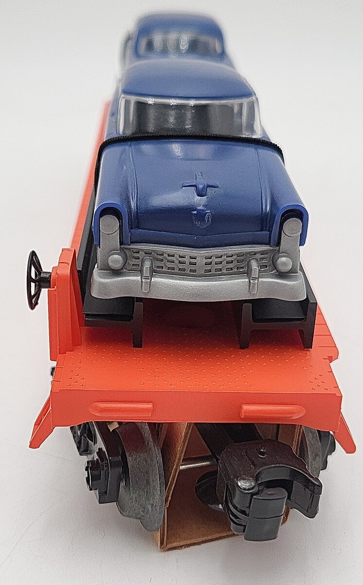 Lionel 6-16933 O Gauge Lionel Lines Flatcar with 2 Blue Automobiles LN/Box