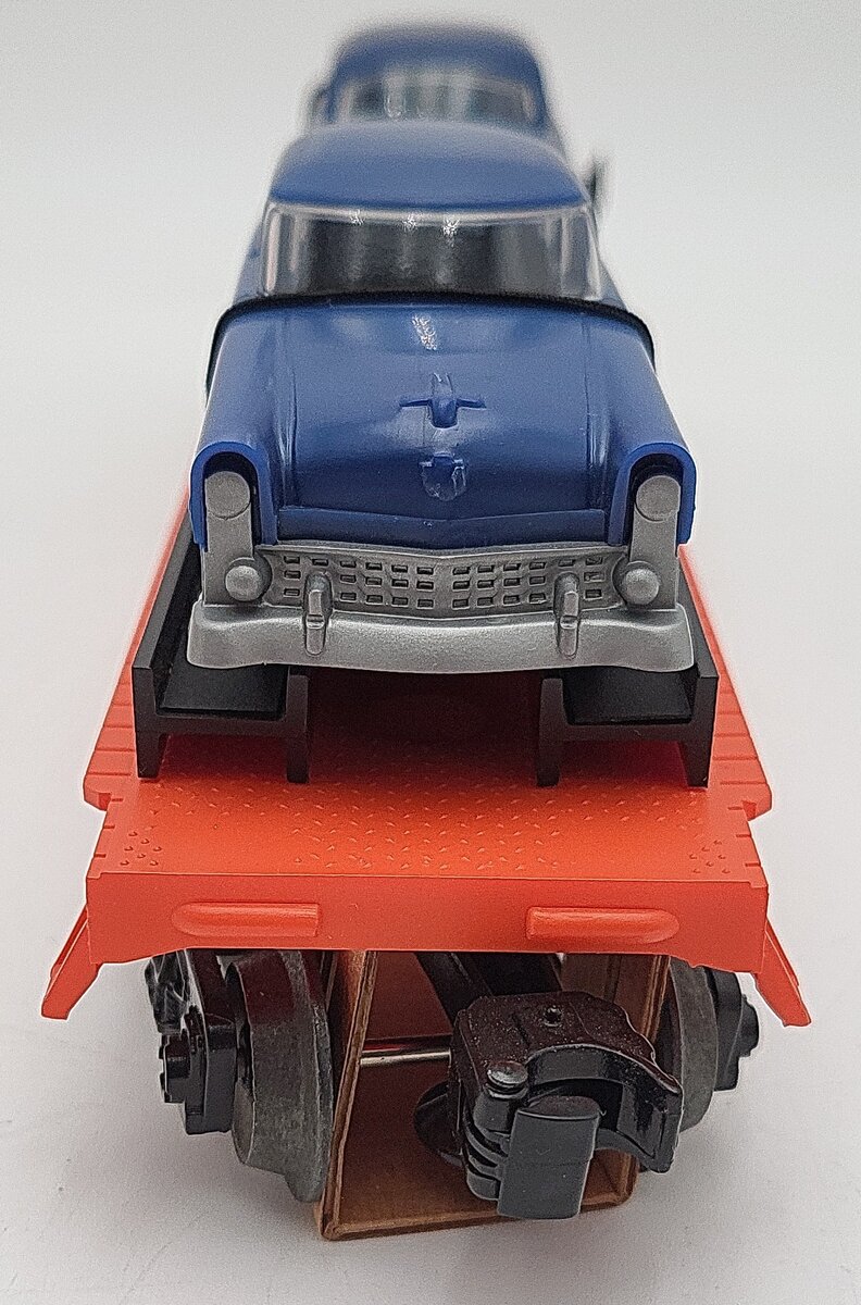 Lionel 6-16933 O Gauge Lionel Lines Flatcar with 2 Blue Automobiles LN/Box