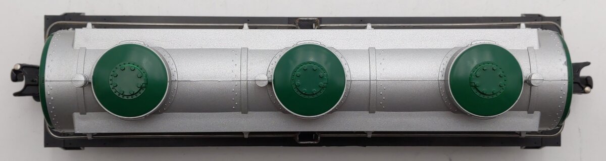 Lionel 6-52157 O Gauge Holly Brothers Dept 56 3-Dome Tank Car # 6156 EX/Box