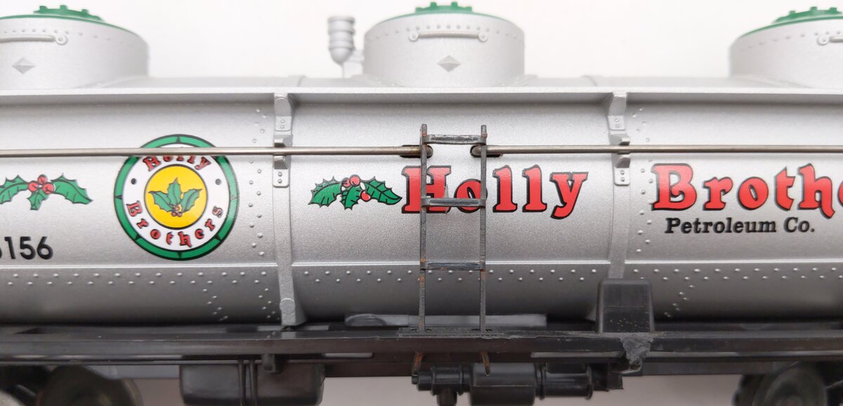 Lionel 6-52157 O Gauge Holly Brothers Dept 56 3-Dome Tank Car # 6156 EX/Box