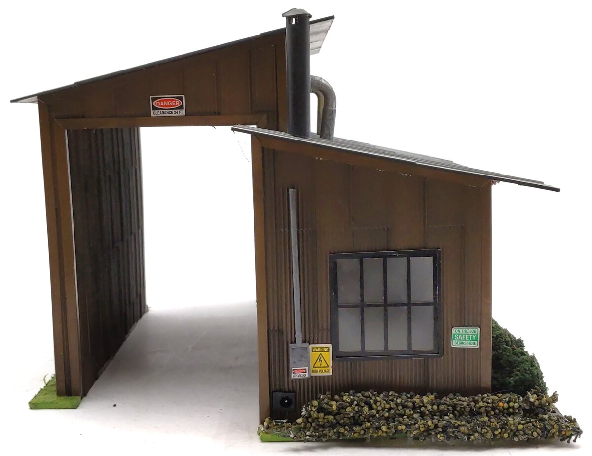 Menards 279-4452 O Gauge Custom Trackside Multipurpose Building EX