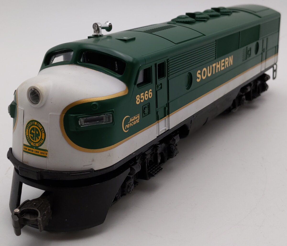 Lionel 6-8566 O Gauge Southern F-3 A Diesel Locomotive #8566 EX/Box