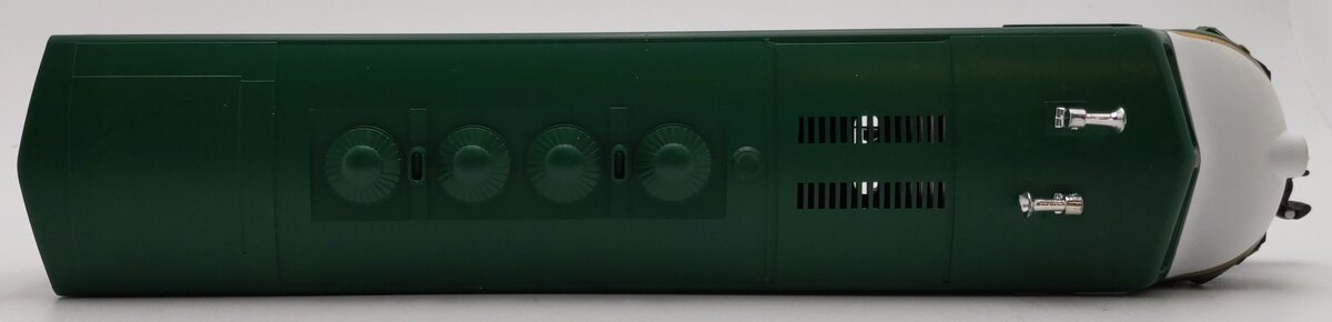 Lionel 6-8567 O Gauge Southern F3 A Non-Powered Diesel Locomotive EX/Box