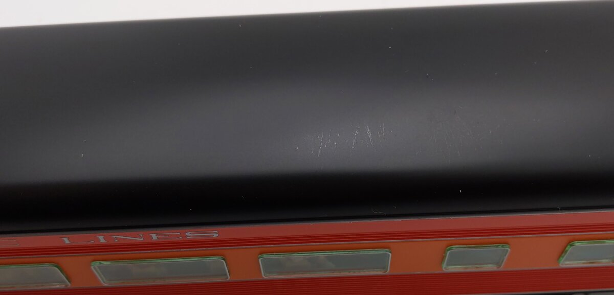 Lionel 6-25417 O Gauge Southern Pacific Daylight Coach Car #2402 EX/Box