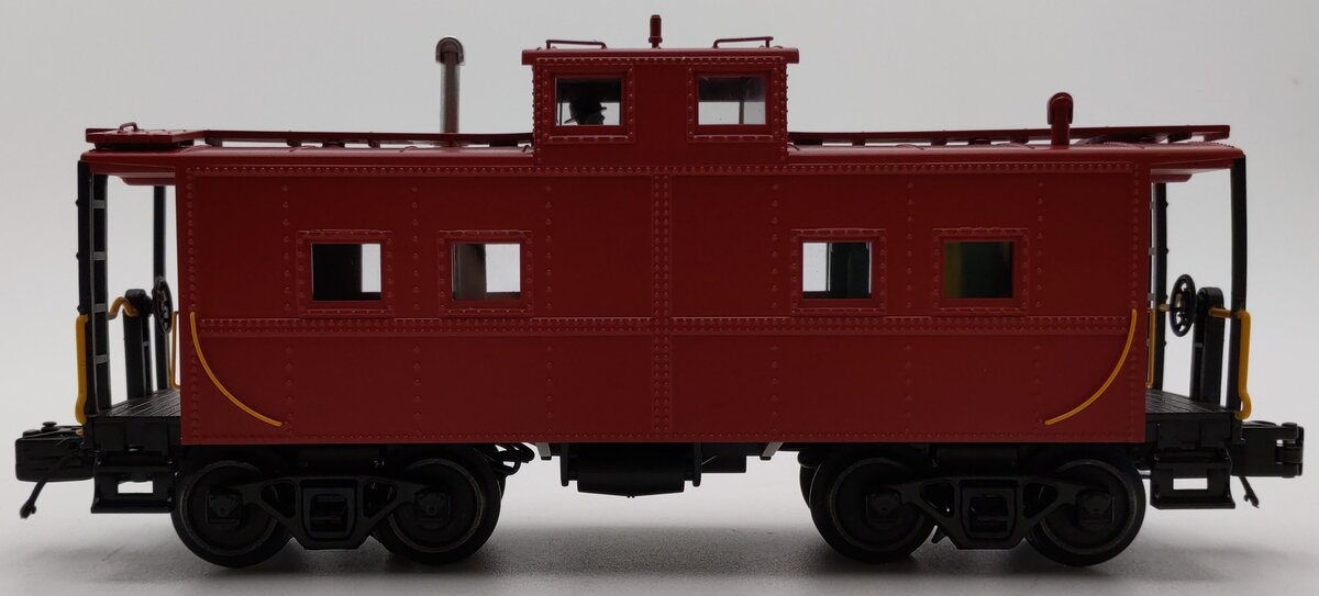 MTH 20-91747 O Scale Unlettered Caboose/Box