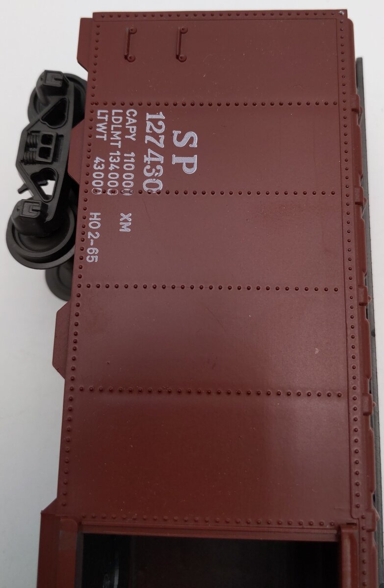 AHM 7303D O Scale Southern Pacific Box Car - 2-Rail EX/Box