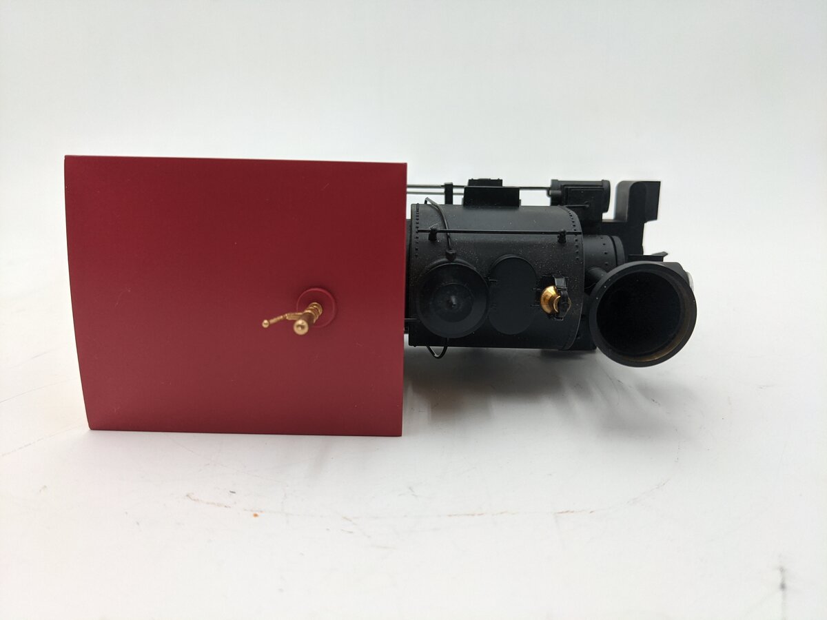 K-Line 6-21230 O-Gauge Ringling Brothers 0-4-0 Porter Steam Locomotive #7 EX