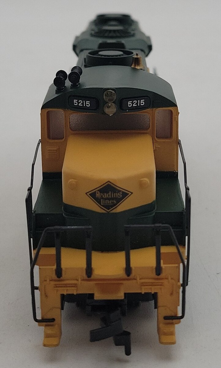 Mantua 424-521 HO Scale Reading GP-20 Diesel #5215 NIB